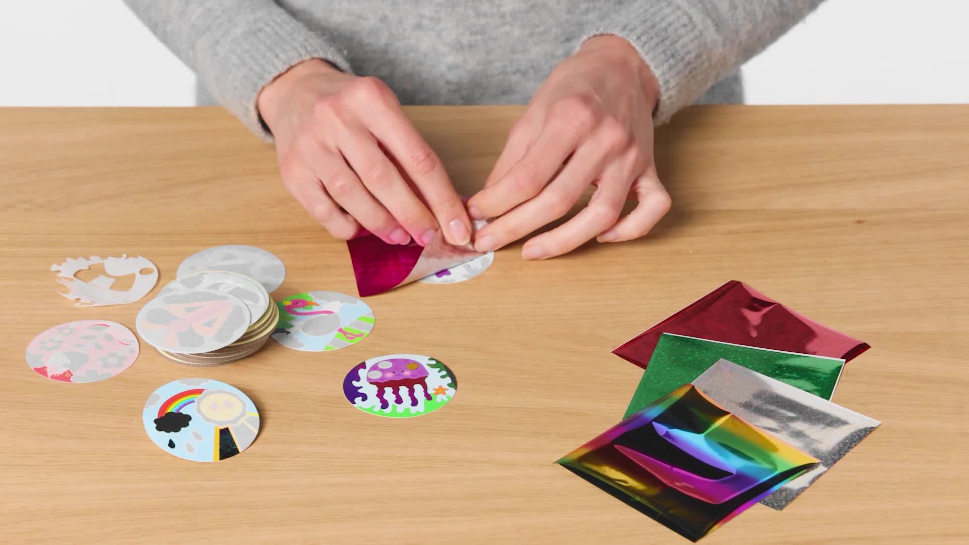 Kit De Loisirs Créatifs - 6 Pots De Pâte à Modeler + Tablier + Tapis 3d Et Accessoires X Play Doh