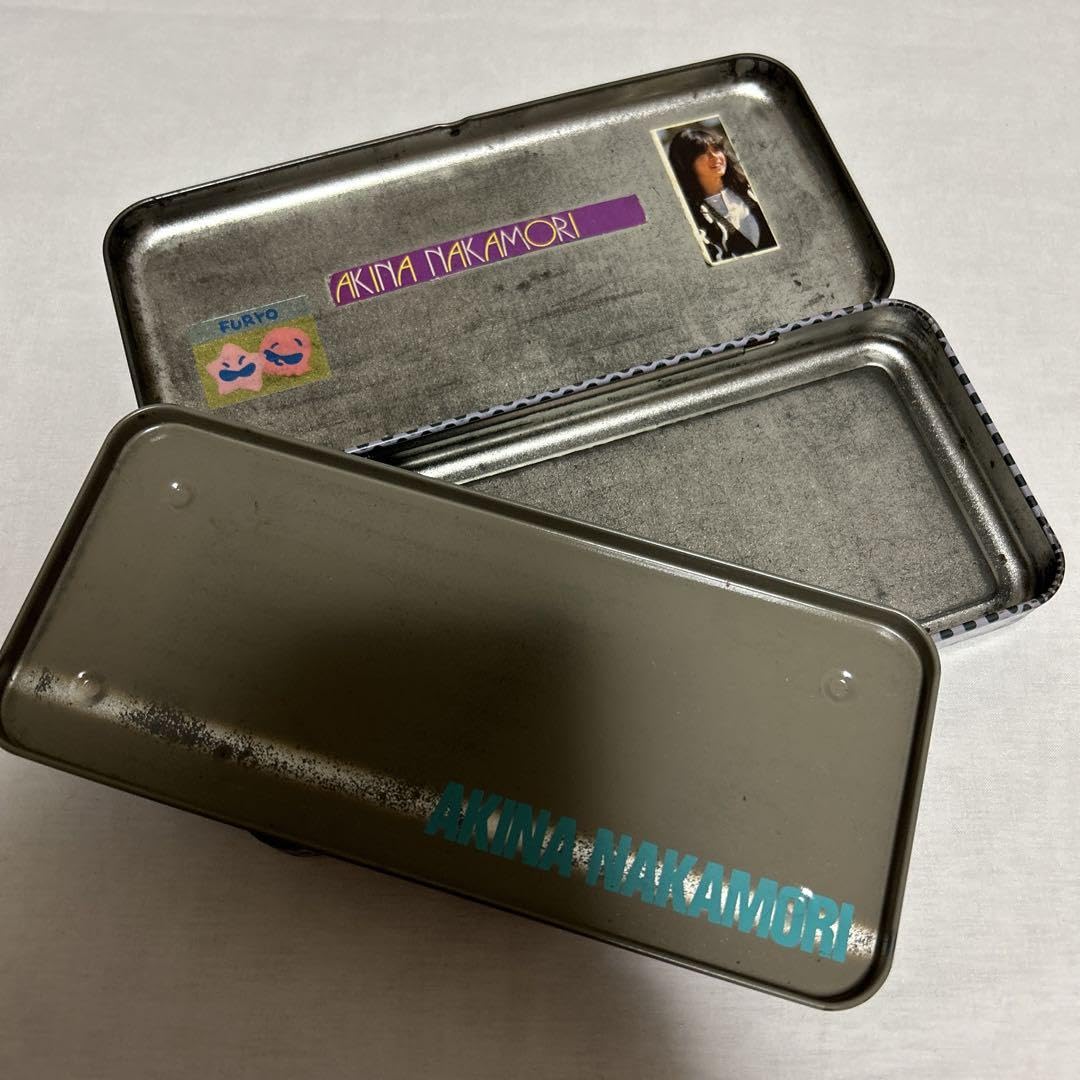 Amazon.co.jp: 中森明菜 缶ケース 筆箱 ペンケース : おもちゃ