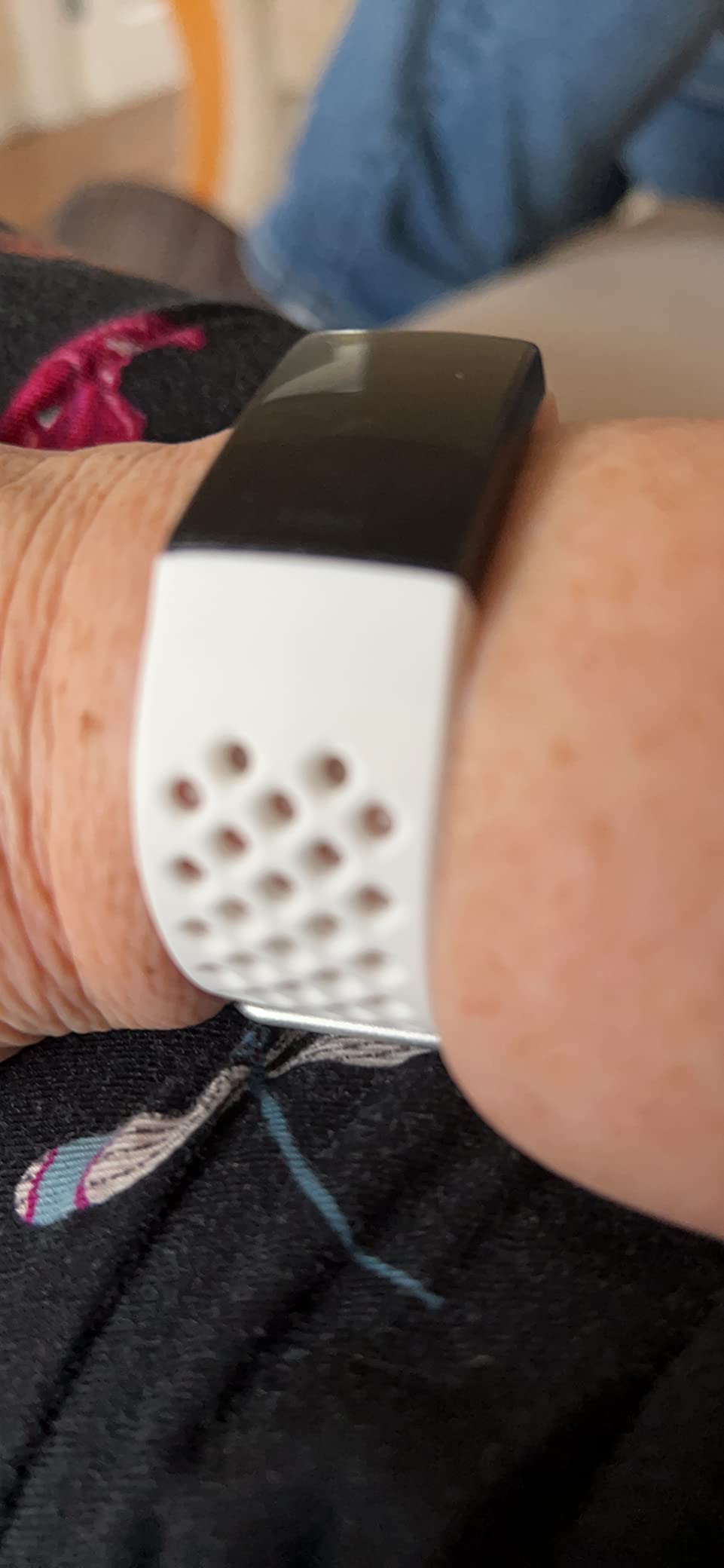 Fitbit Charge 4 Sport Band Accessory : Amazon.co.uk: Sports & Outdoors
