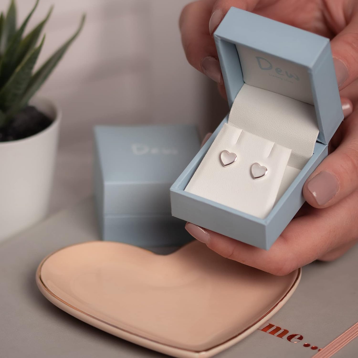 Dew Silver Dinky White Mother of Pearl Heart Stud Earrings 3062MOP028