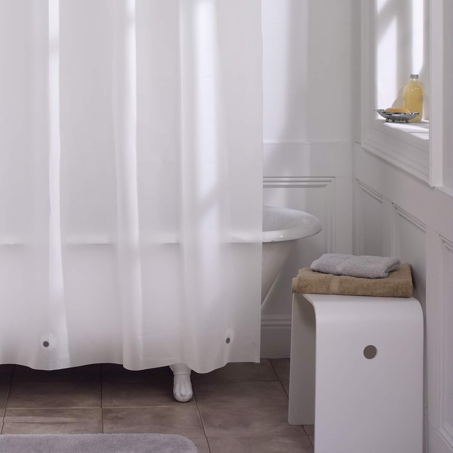 Zenna Home Shower Curtain Liner, Heavyweight Transparent Liner for Showers and Bathtubs with Rustproof Grommets and Weighted Hem, 8-Gauge EVA, 70 x 72 Inches, Frosty