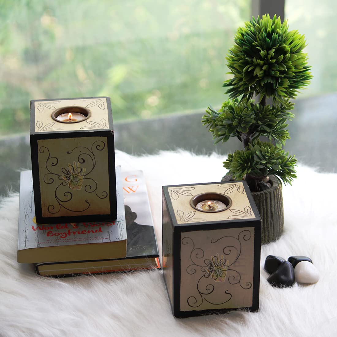 Ivory Vine Cube Candle Stand L - 10 cm, B - 10 cm, H - 12 cm