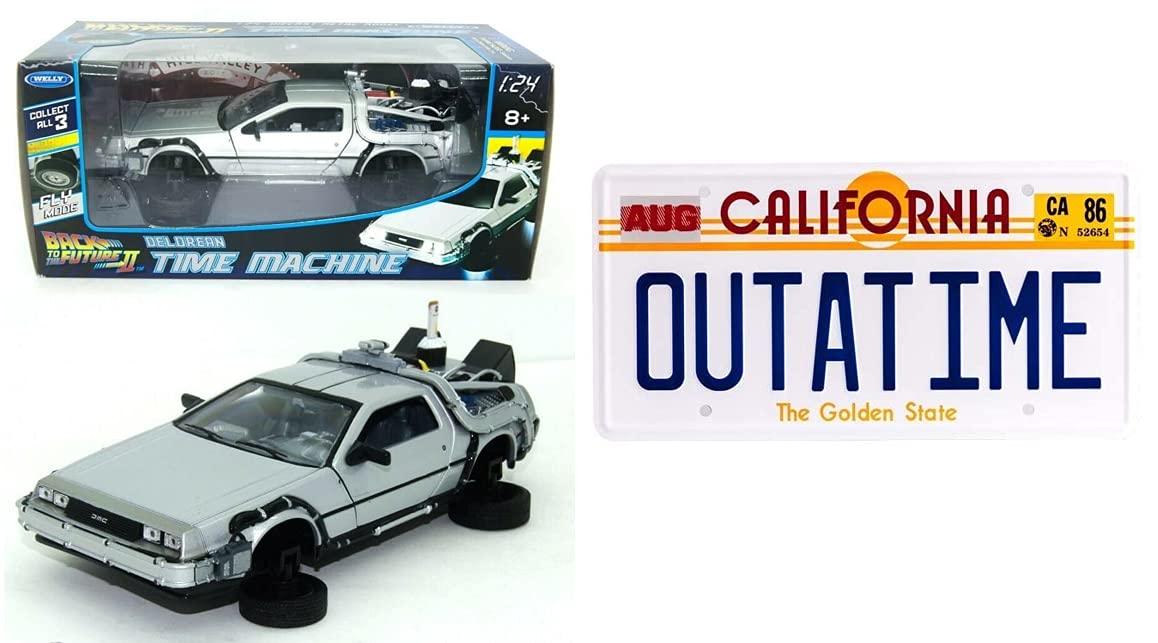 OPO 10 Voiture 1:24 + réplique à Taille réelle de la Plaque d'immatriculation Outatime de la Delorean Roues Volantes du Film Retour vers Le Futur 2 (PF09)