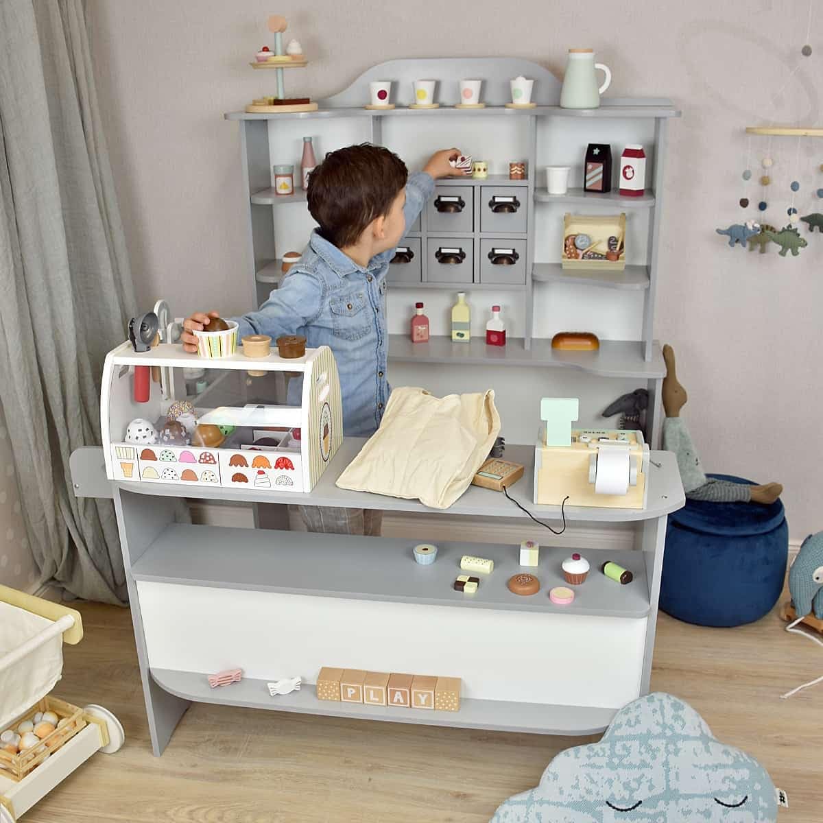 Roba Kaufladen aus Holz - Großer Kaufmannsladen für Kinder - Marktstand - Shop