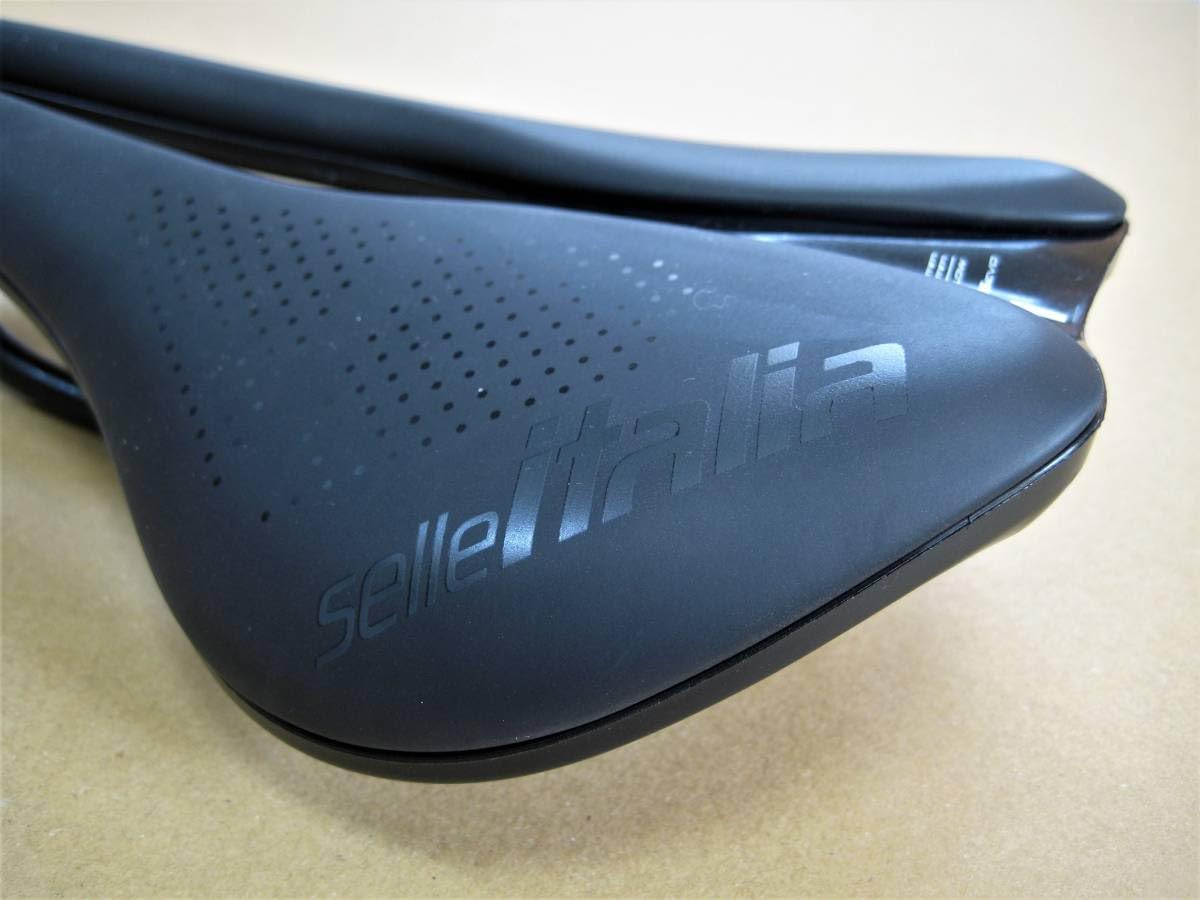 セライタリア　NOVUS BOOST EVO TM SUPERFLOW Novus Boost Evo TM Superflow - Selle Italia S.R.L
