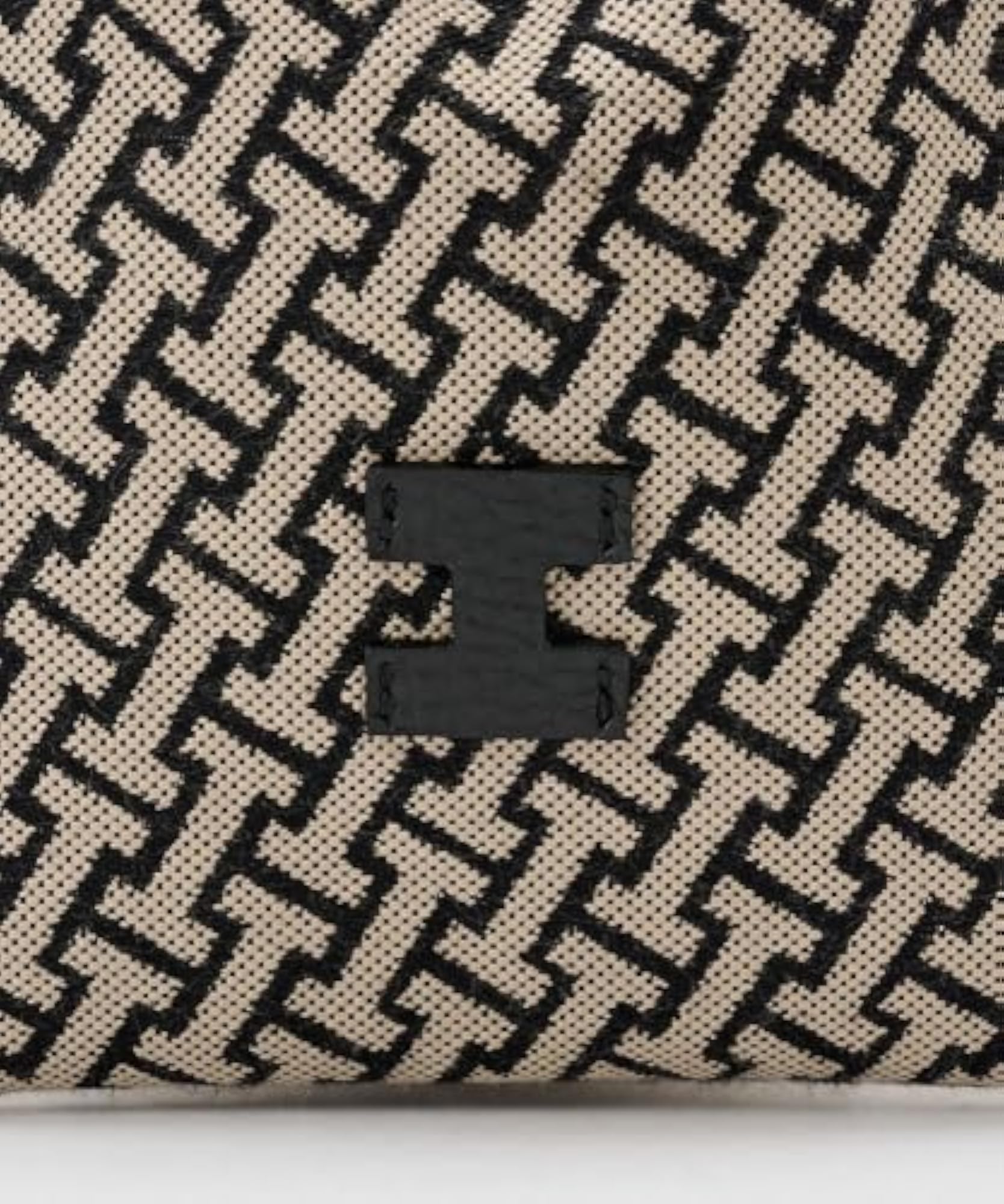 Monogramma Pouch, Stylish Accessory Case