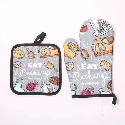 Christmas Cheer Oven Mitts Set with Santa Design Cover