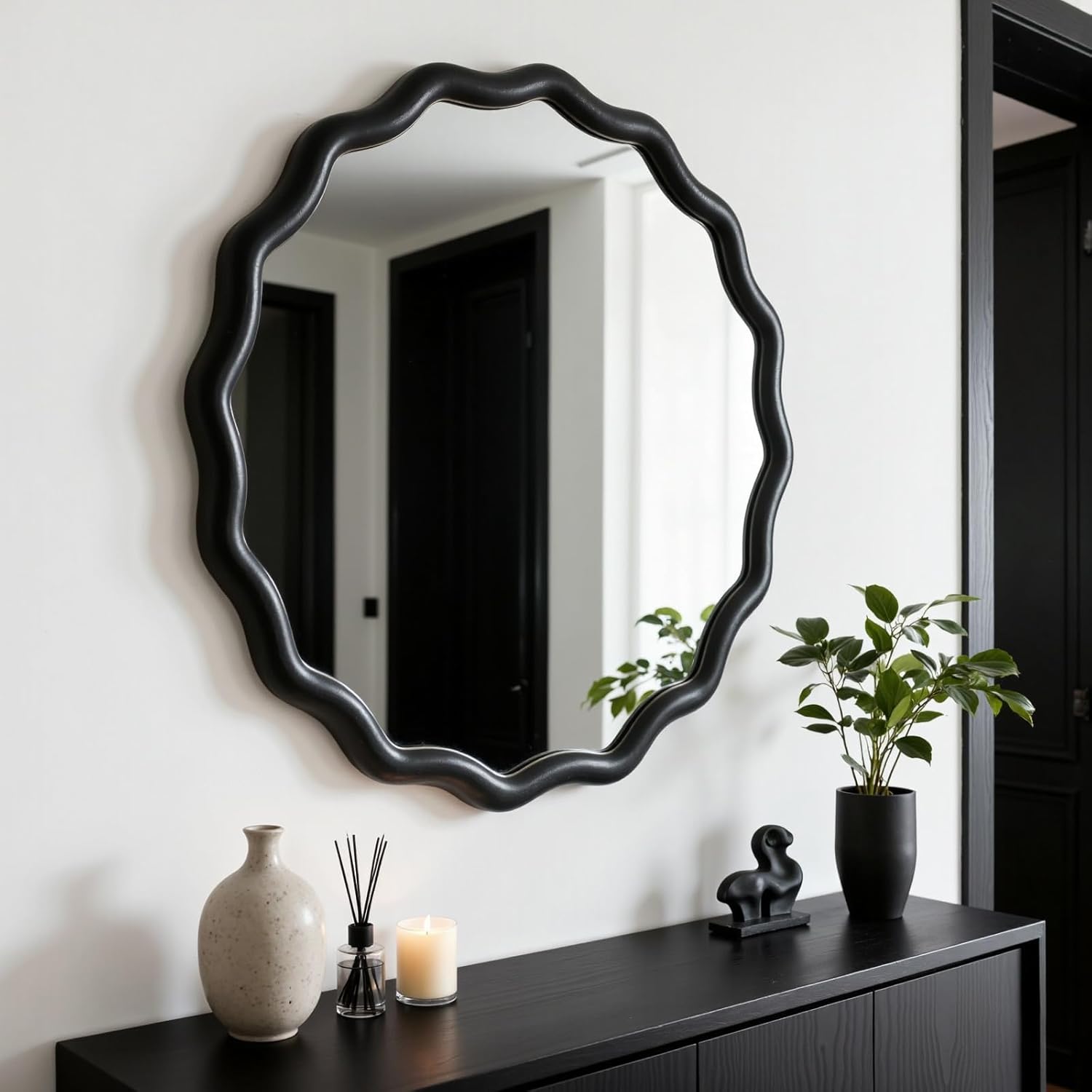 Black Scalloped Circle Mirror,24 inch Round Wood Wavy Bathroom Farmhouse Wall Mirror for Bedroom, Living Room, Hallway, Entryway, Office