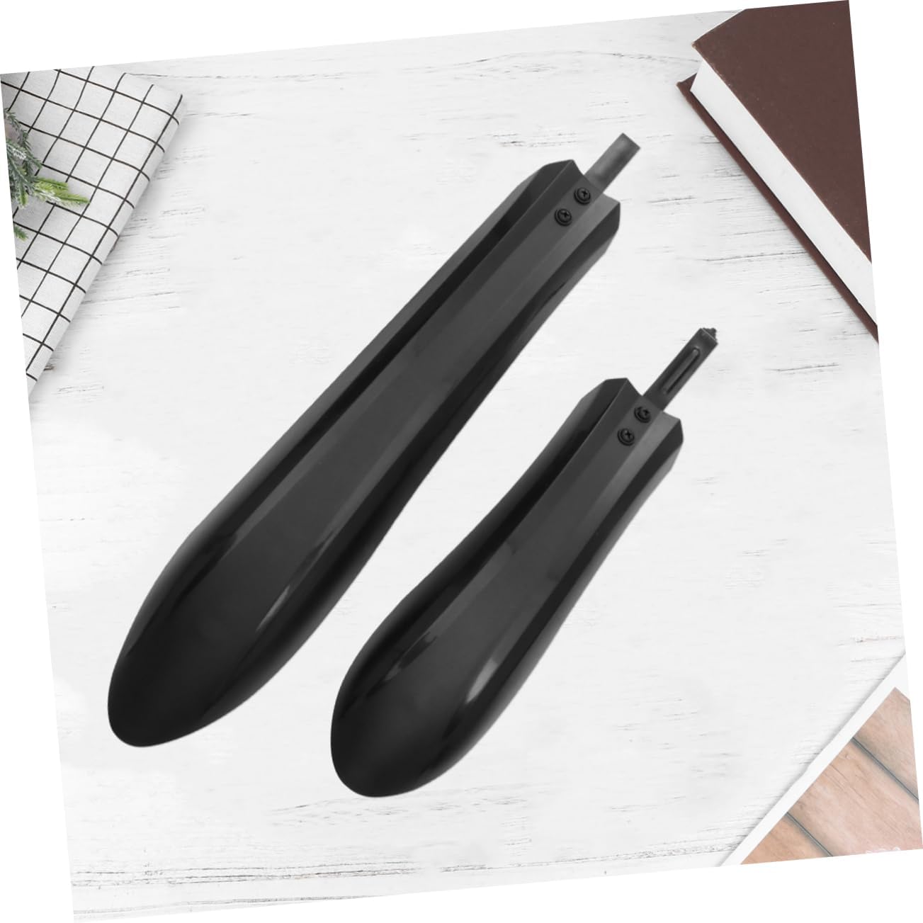 Luxshiny 2Pcs Bike Mud Guard Durable and Lightweight Mountain Bike Accessory for Easy Installation and Protection Against Mud and Rain Suitable for Road and Mountain Bikes Black