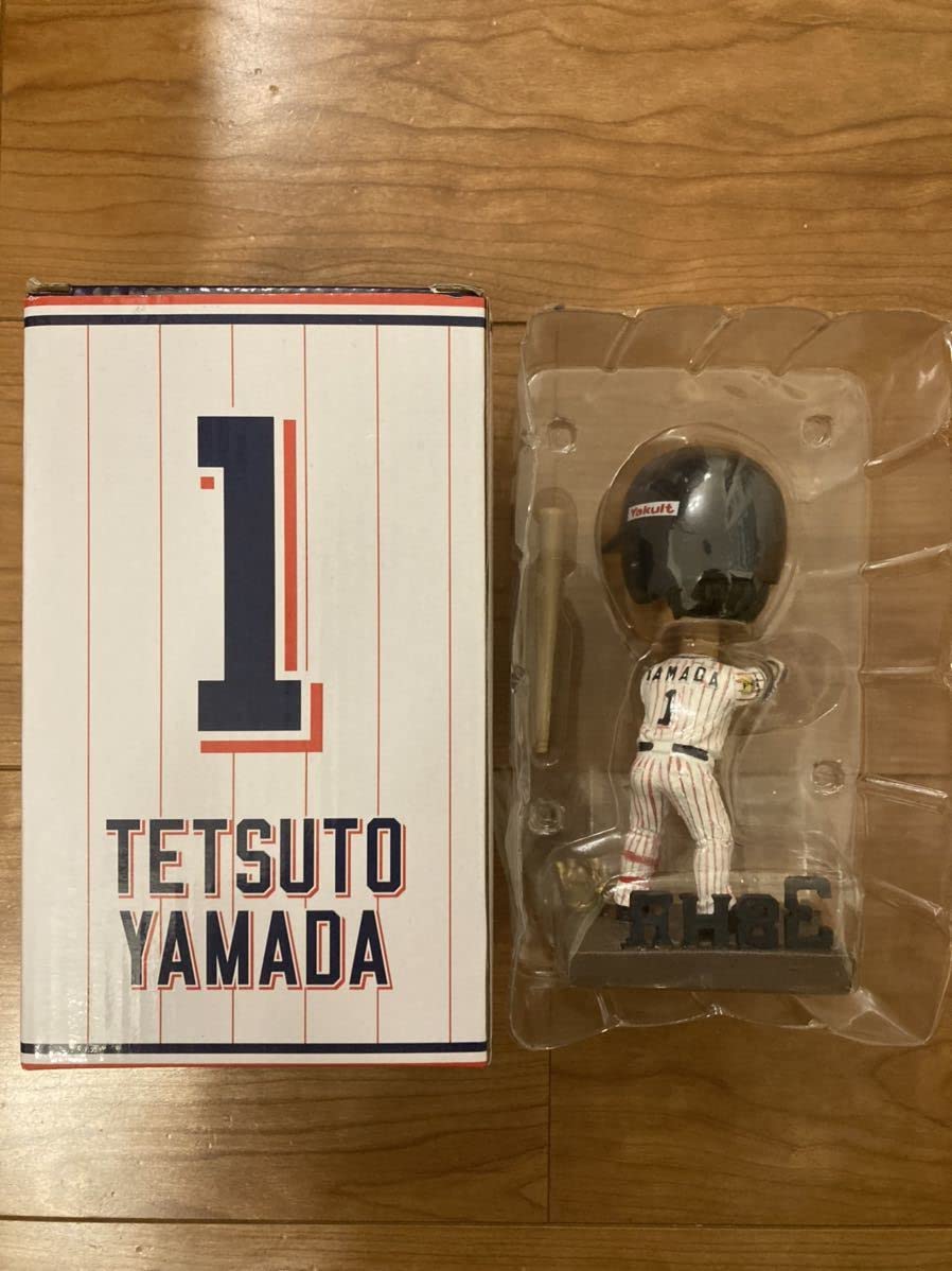山田哲人　38HR MVP記念　フィギュア Amazon.co.jp: MVP フィギュア 山田哲人 ボブルヘッド ヤクルト