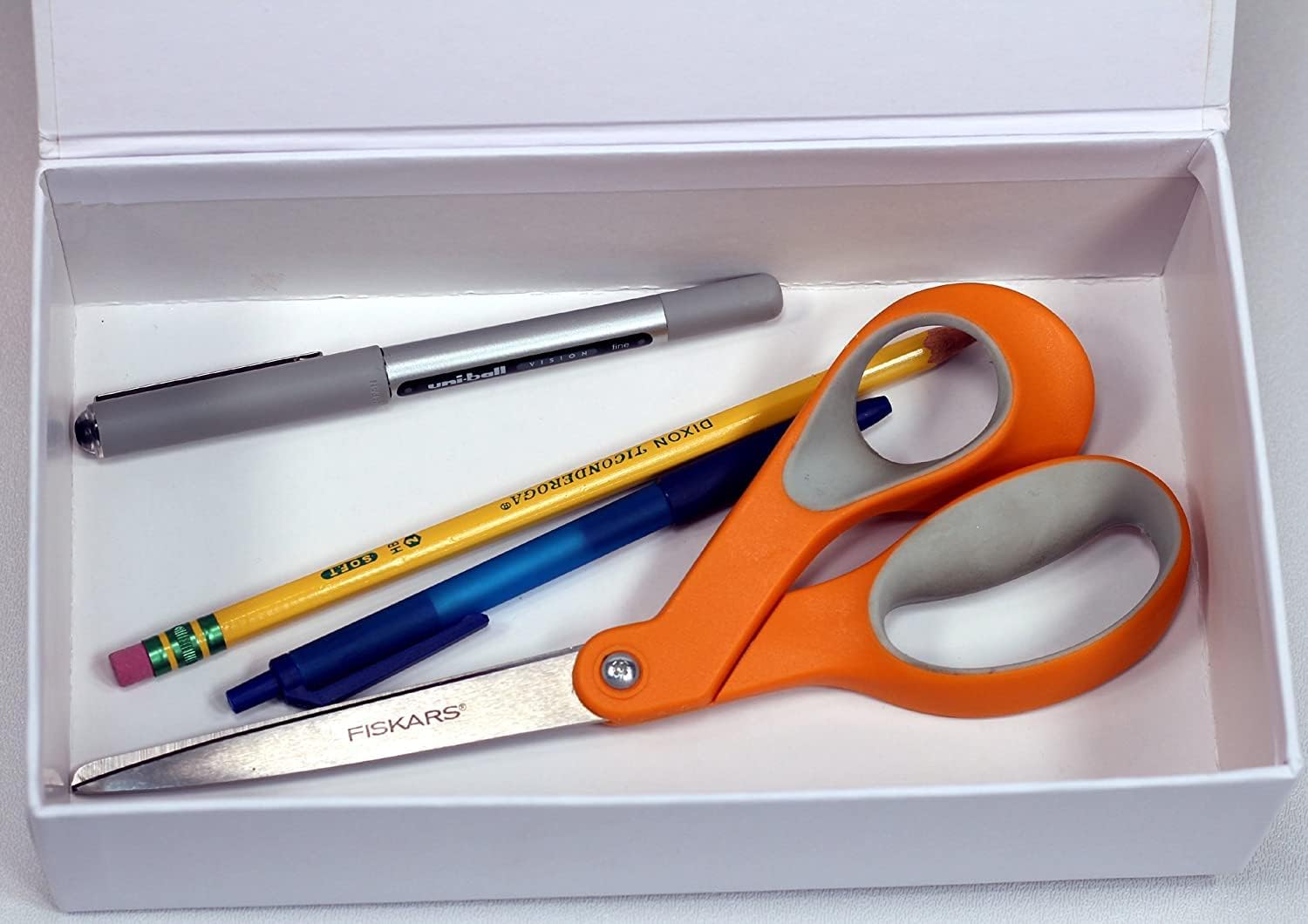 Creative Hobbies® Ready to Decorate White Paperboard Box with Hinged Lid, 8.5 x 5 x 2.25 Inches | Bulk Pack of 24