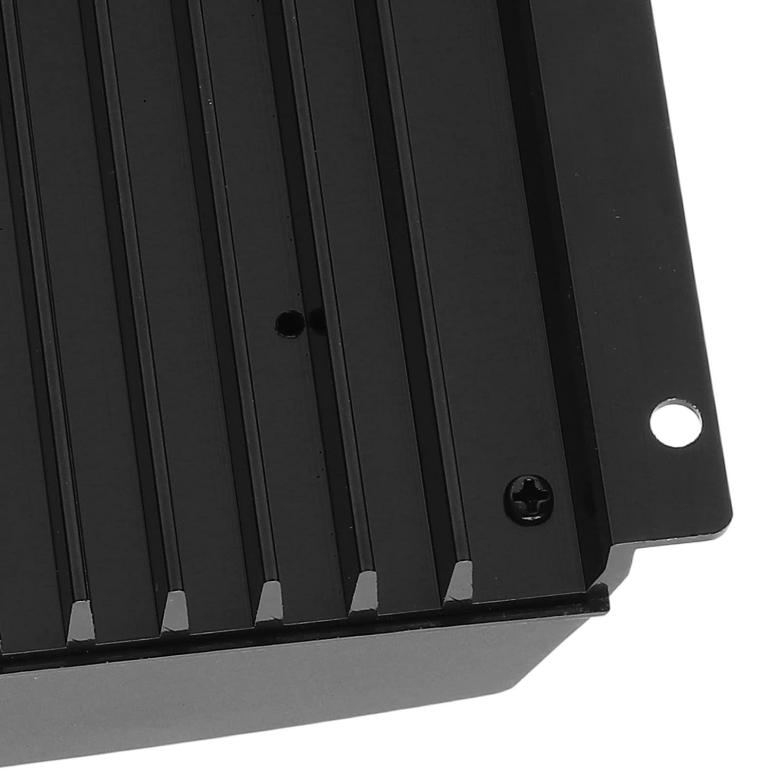 Contrôleur de charge solaire LCD PWM 60A 12V 24V
