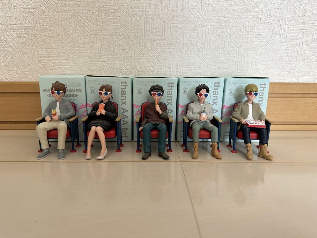 Amazon.co.jp: AAA MAGNET FIGURE -3D GLASSES - Hobby Goods : Toys