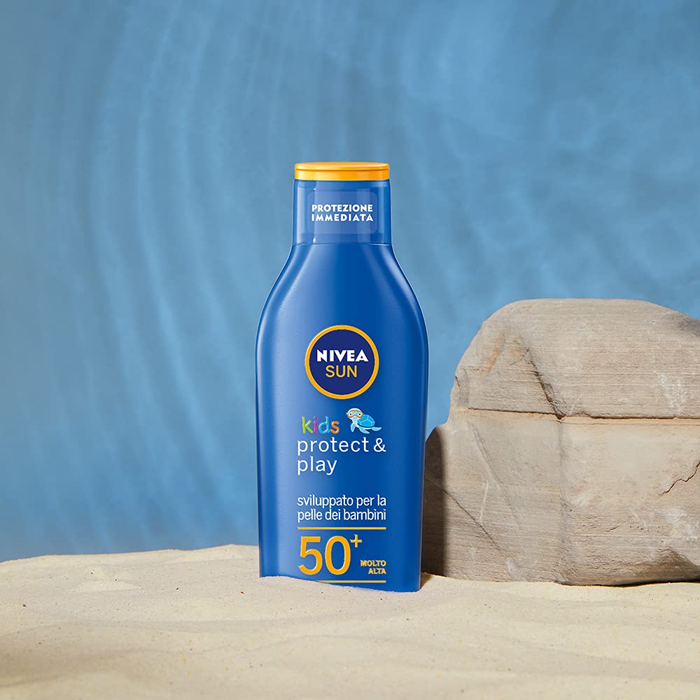 NIVEA SUN Latte Solar Kids Protect & Care SPF 50+ 2 x 200 ml, ochrona przed słońcem dla dzieci wyjątkowo wodoodporny, krem przeciwsłoneczny dla dzieci od 3 lat