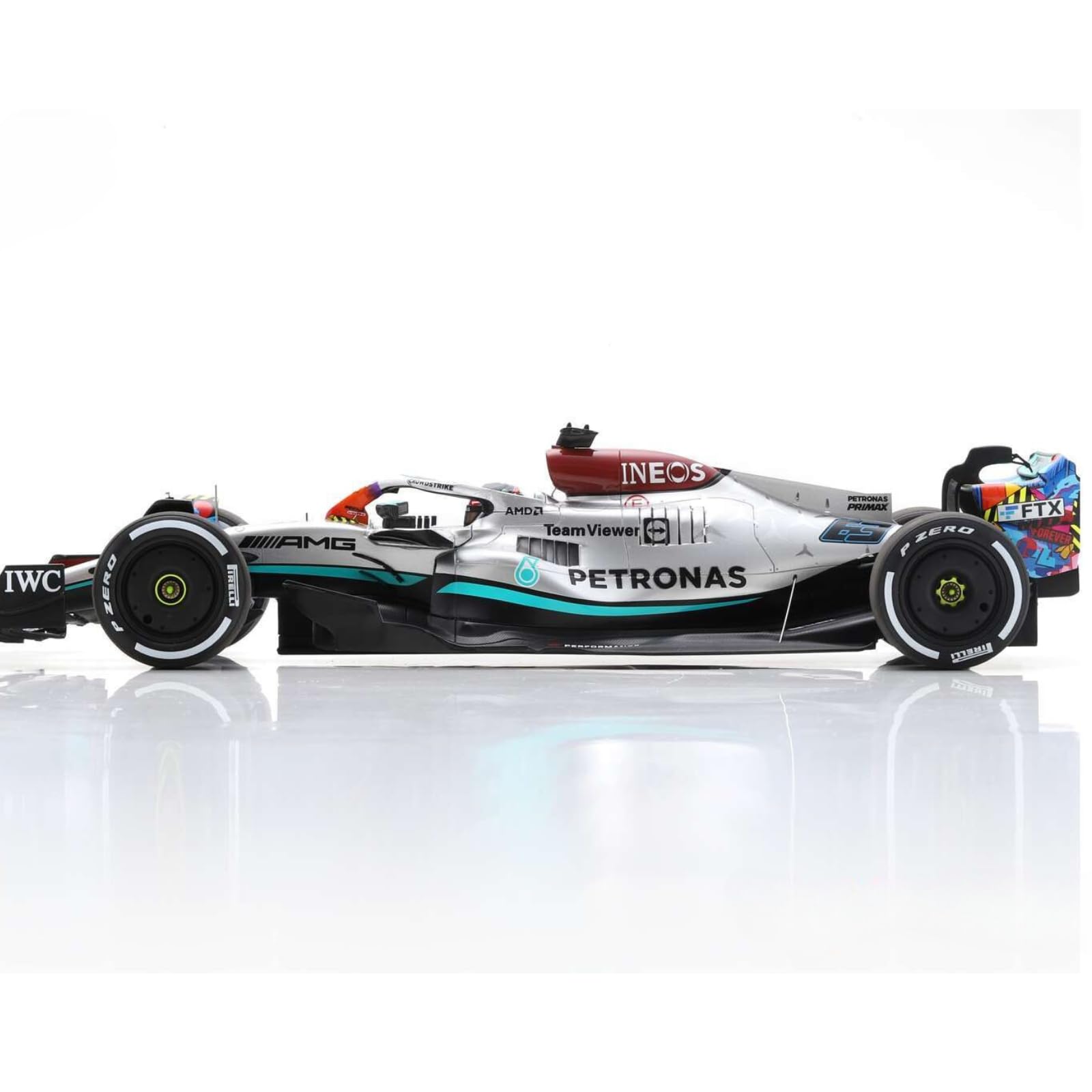Spark Model z żywicy Grand Prix w skali 1:18, kompatybilny z Mercedes AMG W13 George Russell (Miami GP 2022) w kolorze srebrnym