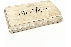 Rustic Wedding Keepsake Trunk: A Cherished Memory for Couples