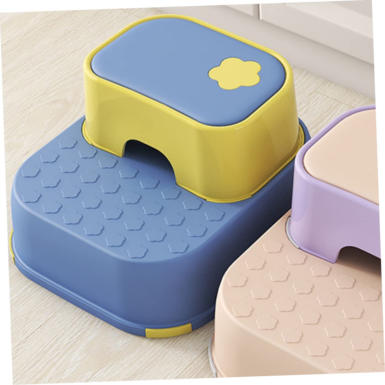 Taburete de Dos Escalones para Niños Pequeños de Material PP Superficie Antideslizante y Diseño Práctico Adecuado para Baño y Reposapiés Diario