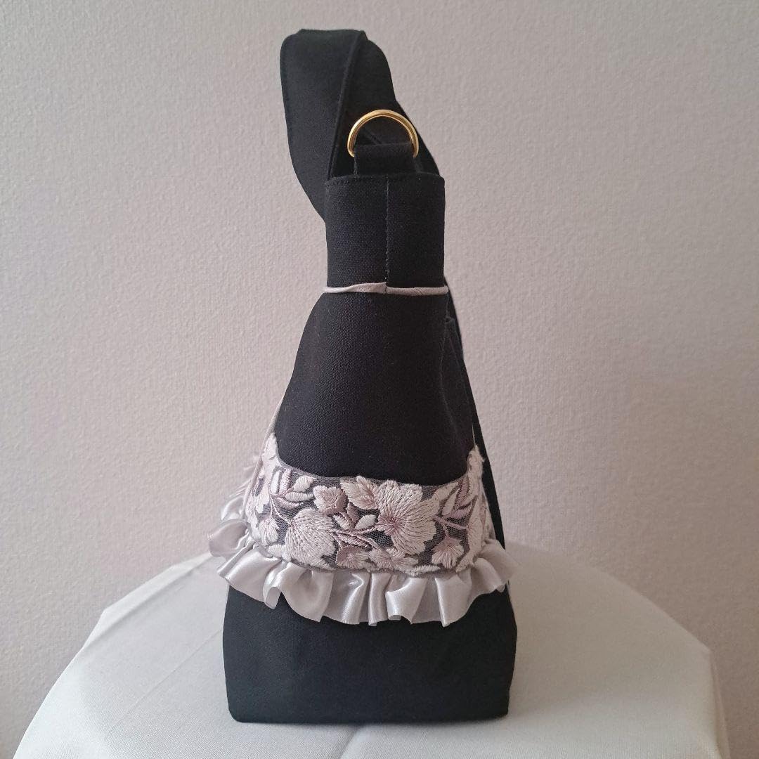 正絹黒留袖 作家物 駒刺繍 束ね熨斗草花文 ④( 訪問着、紬、袋帯なども