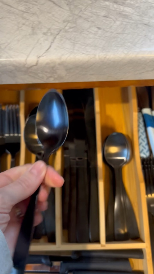 Colorable Silverware Watch It is fun to have different colored silverware on Amazon Live