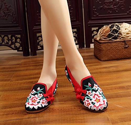 Qhome Women's Fashion Peachblossom Embroidered Flat Rubber Sole Round-Toe Casual Shoes3