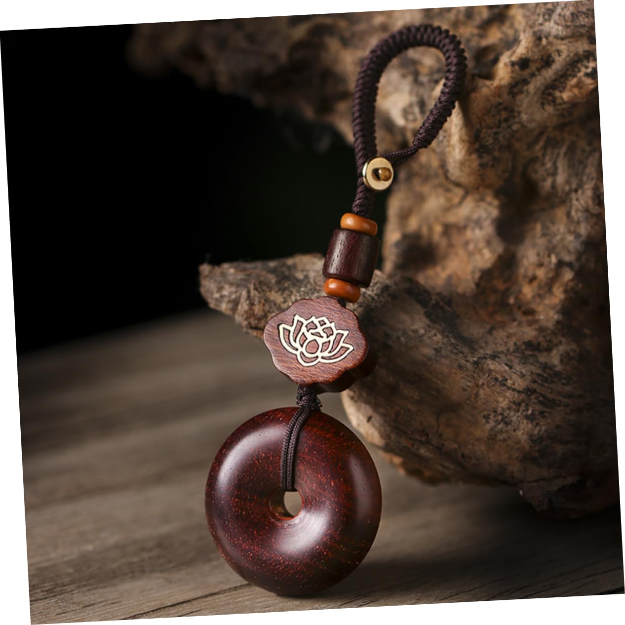 SOIMISS 4stücke Vintage Holz Schlüsselanhänger Im Antiken Stil Handgefertigt Aus Hochwertigem Rosenholz Als Autokeychain Oder Taschenanhänger Für Freunde Und Familie