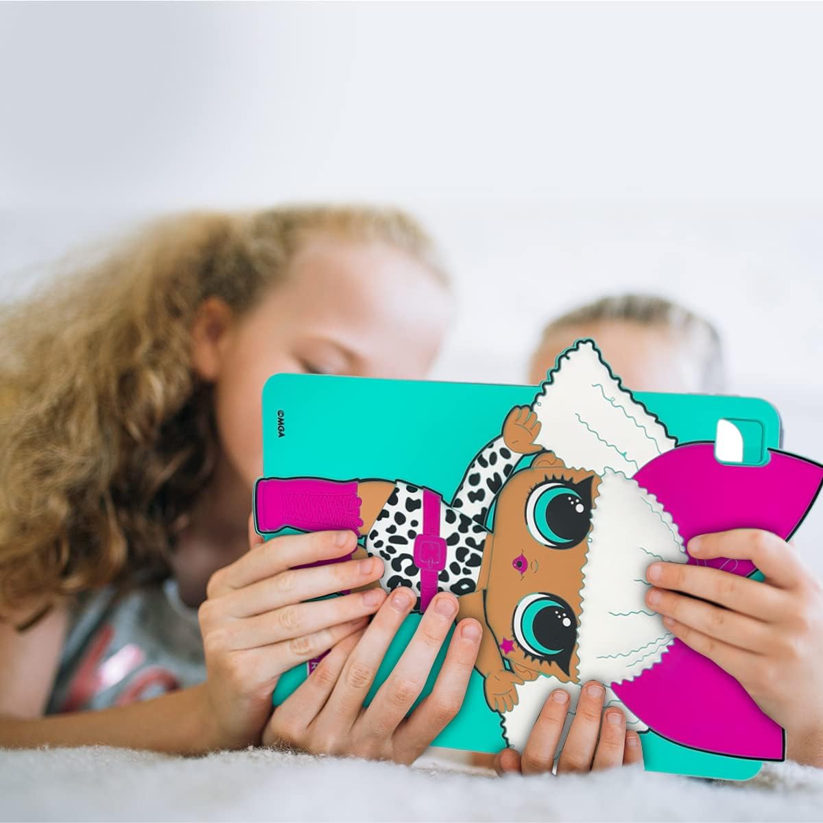 LOL Surprise - Funda trasera de silicona para iPad protector de goma antideslizante para niños iPad 9 20218 20207 generación 2019 Diva
