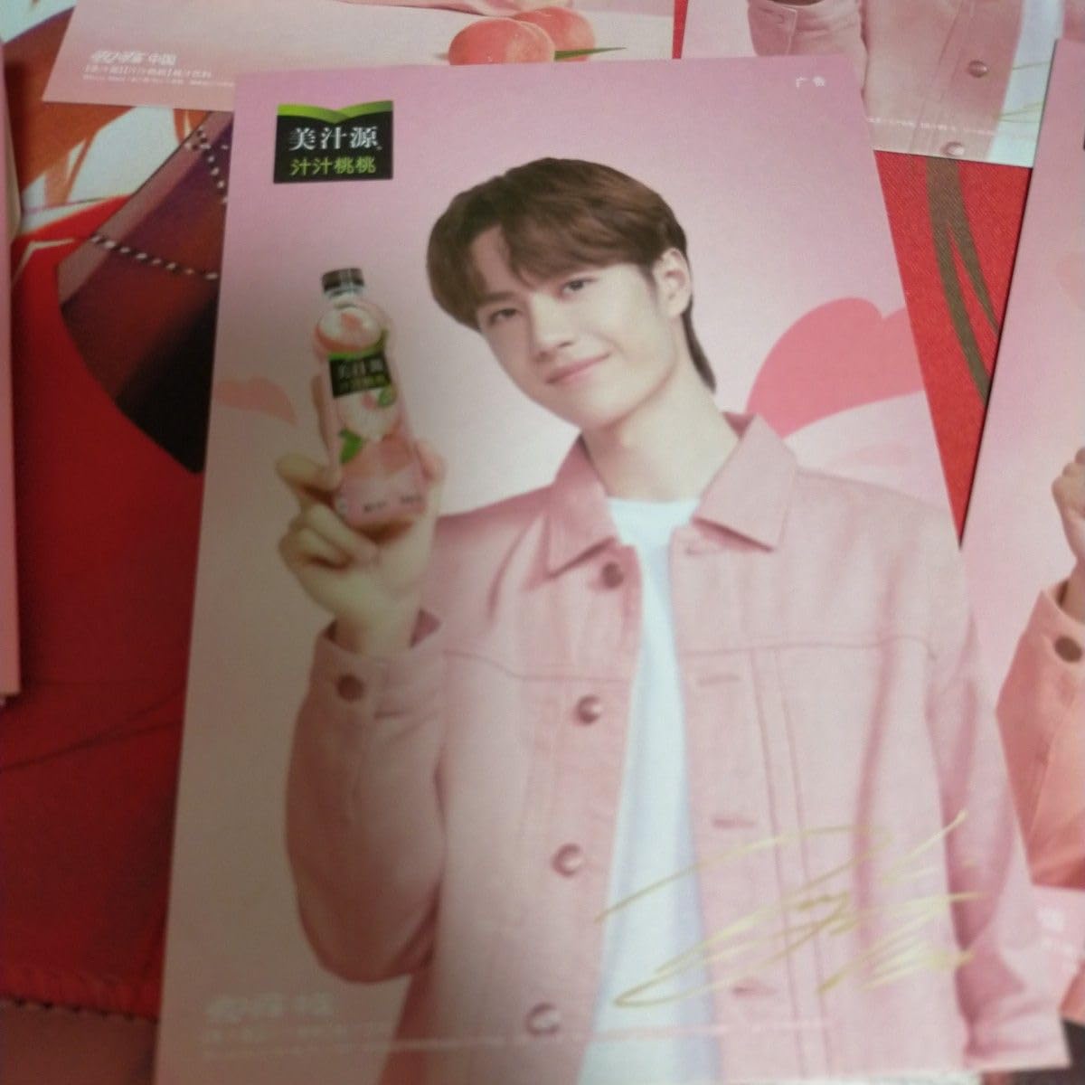 陳情令 王一博 LOMO缶 40枚入り パリPARIS 記念缶 陳情令 王一博 LOMO