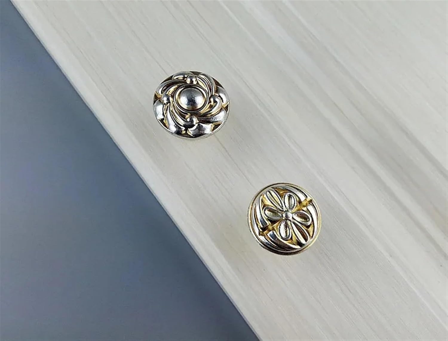 64mm Bronze Leaf Handle for Furniture Kitchen Cabinets Door Drawer Knobs Wardrobe Gold Handle Cupboard Dresser Pulls 2Pcs(30mm)