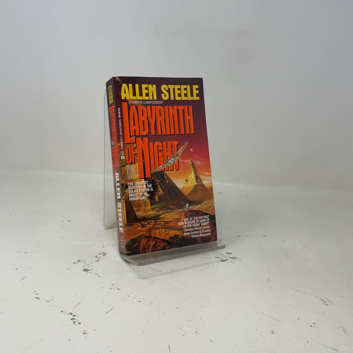 Buy Labyrinth of Night: A Novel of Mars — BookShops.in