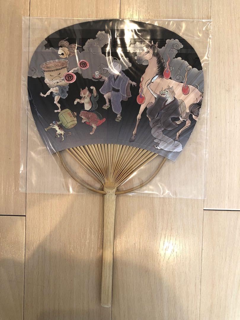 Amazon.co.jp: 椎名林檎 グッズ 林檎班 さえずり 団扇 うちわ