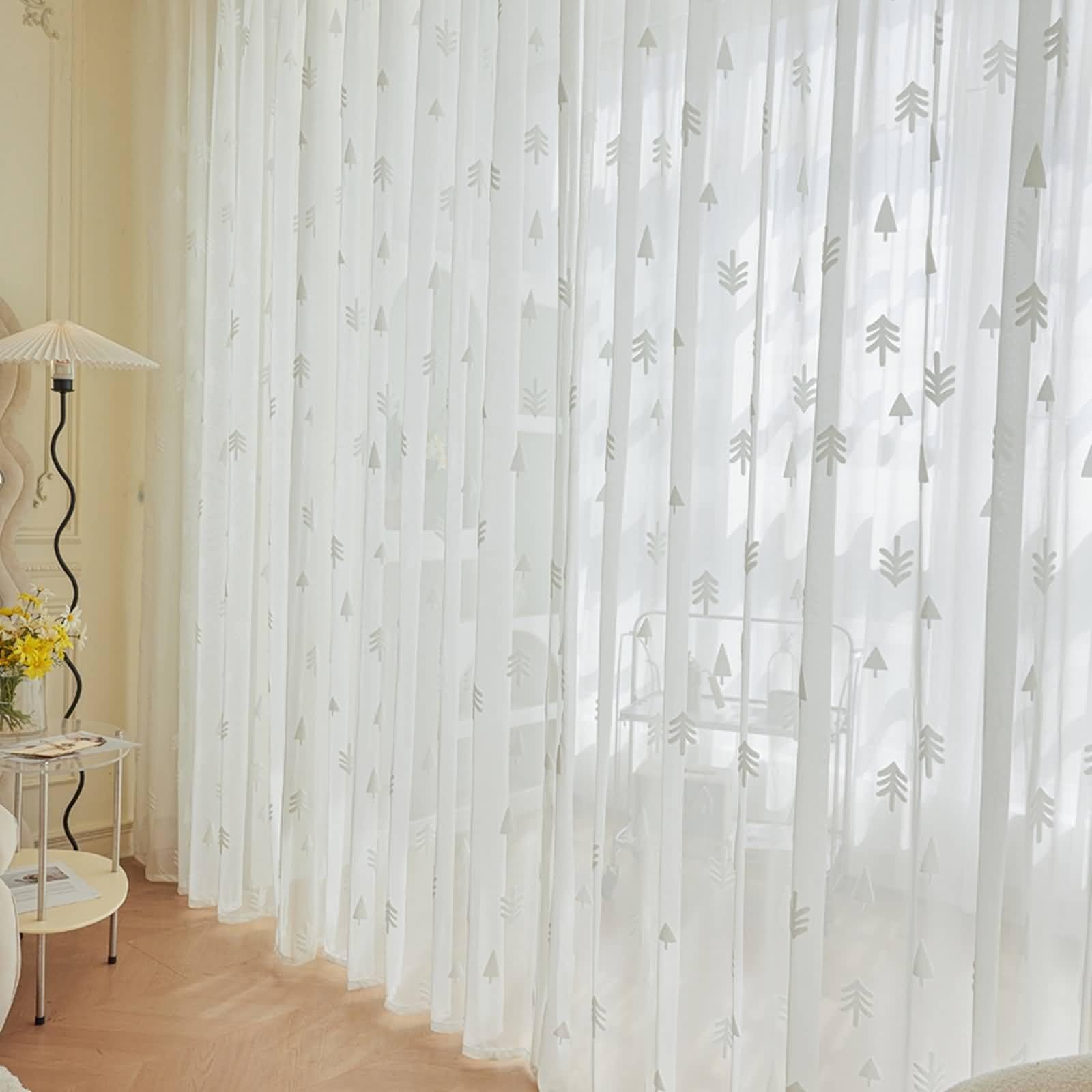 Cortina blanca Bishilin de poliéster texturizado para ventana con diseño de árbol navideño