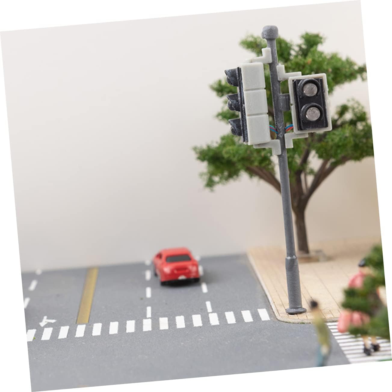 Traffic Light Simulation Model for Sand Table Decor Miniature Road Signal Light for Micro Landscape and DIY Projects for Model Train Accessories and Architectural Displays