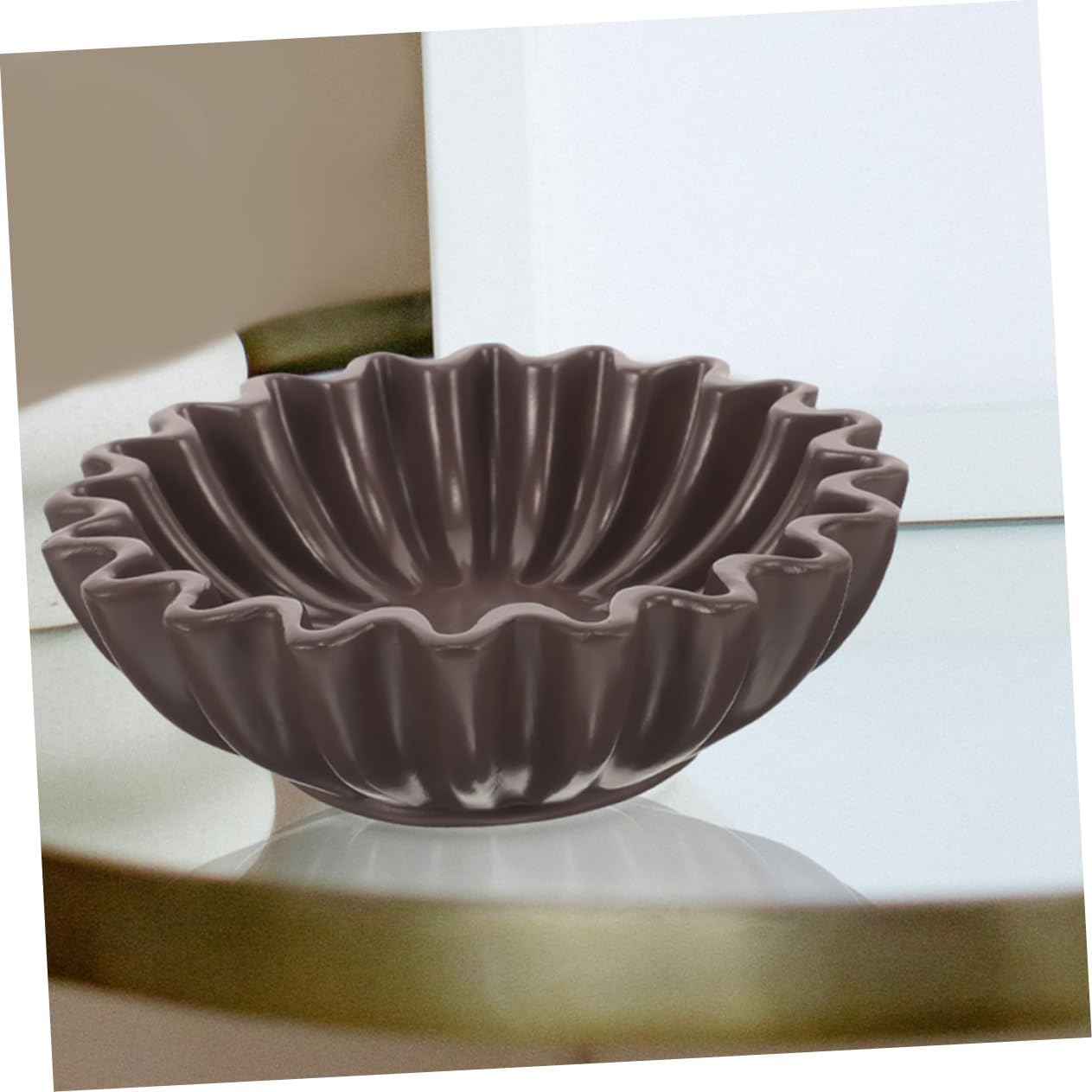 Decorative Bowl Leaf Edge Design Versatile Storage for Keys and Jewelry Stylish Home Decor for Living Room and Coffee Table