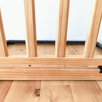 清掃済　日本育児　おくだけドアーズМサイズ　木製　woody ベビーゲート おくだけドアーズ Woody Ⅱ ベビーゲート｜日本育児：ベビーの