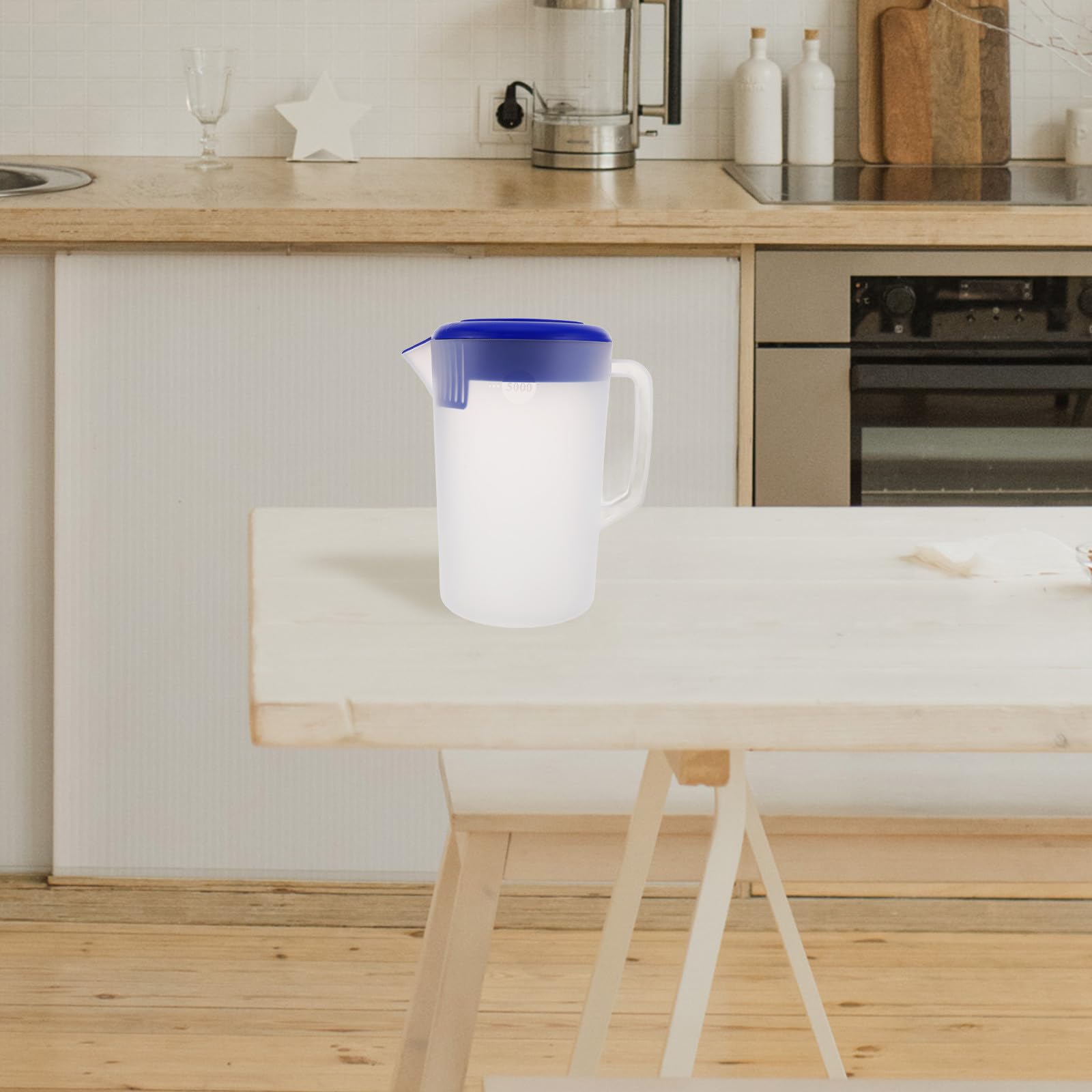 Brocca Graduata Smerigliata 5l con Coperchio e Manico Ergonomico, Brocca D’acqua di Grande Capacità per Tè Freddo e Bevande Refrigerate, Caraffa da Frigorifero per Ristoranti e