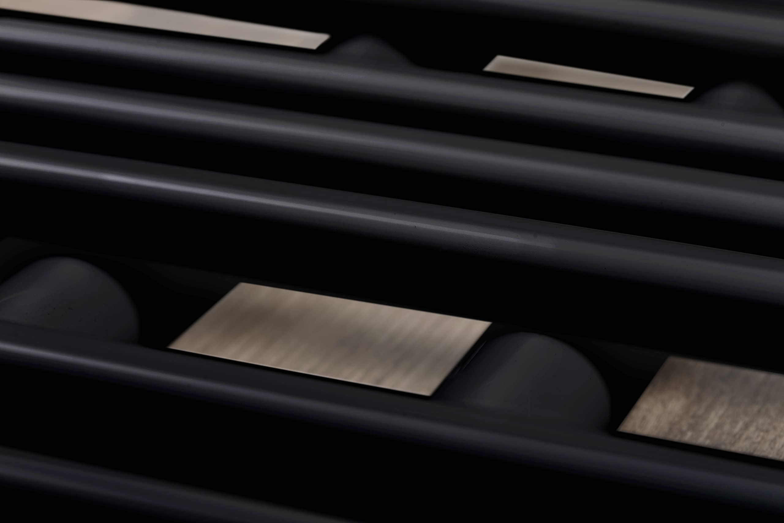 anapont Radiador eléctrico de baño de diseño – negro – Función temporizador – Toallero – Calefacción de baño eléctrico – Fabricado en Alemania (KTX2, 1300 h x 600b)