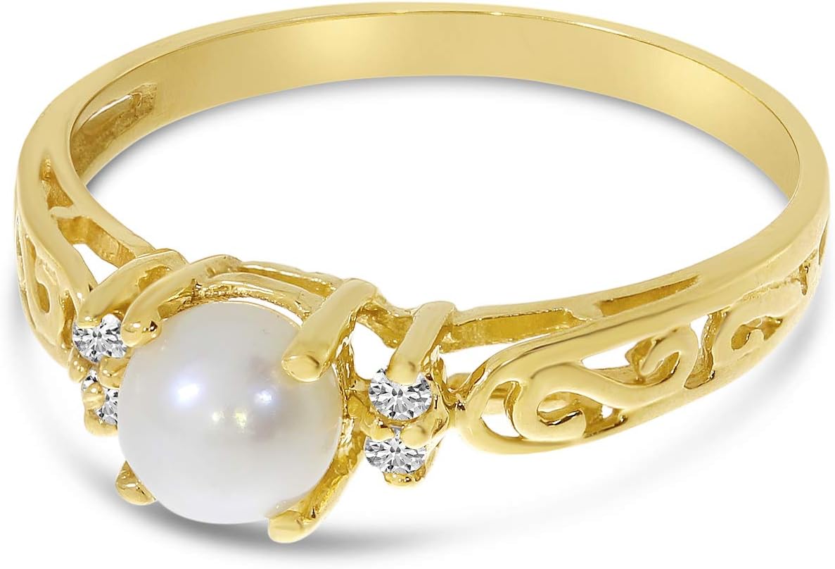 10k Yellow Gold Freshwater Cultured Pearl And Diamond Ring