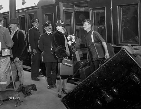 Amazon Com Greta Garbo Movie Scene At The Train Station Photo Print 30 X 24 Posters Prints