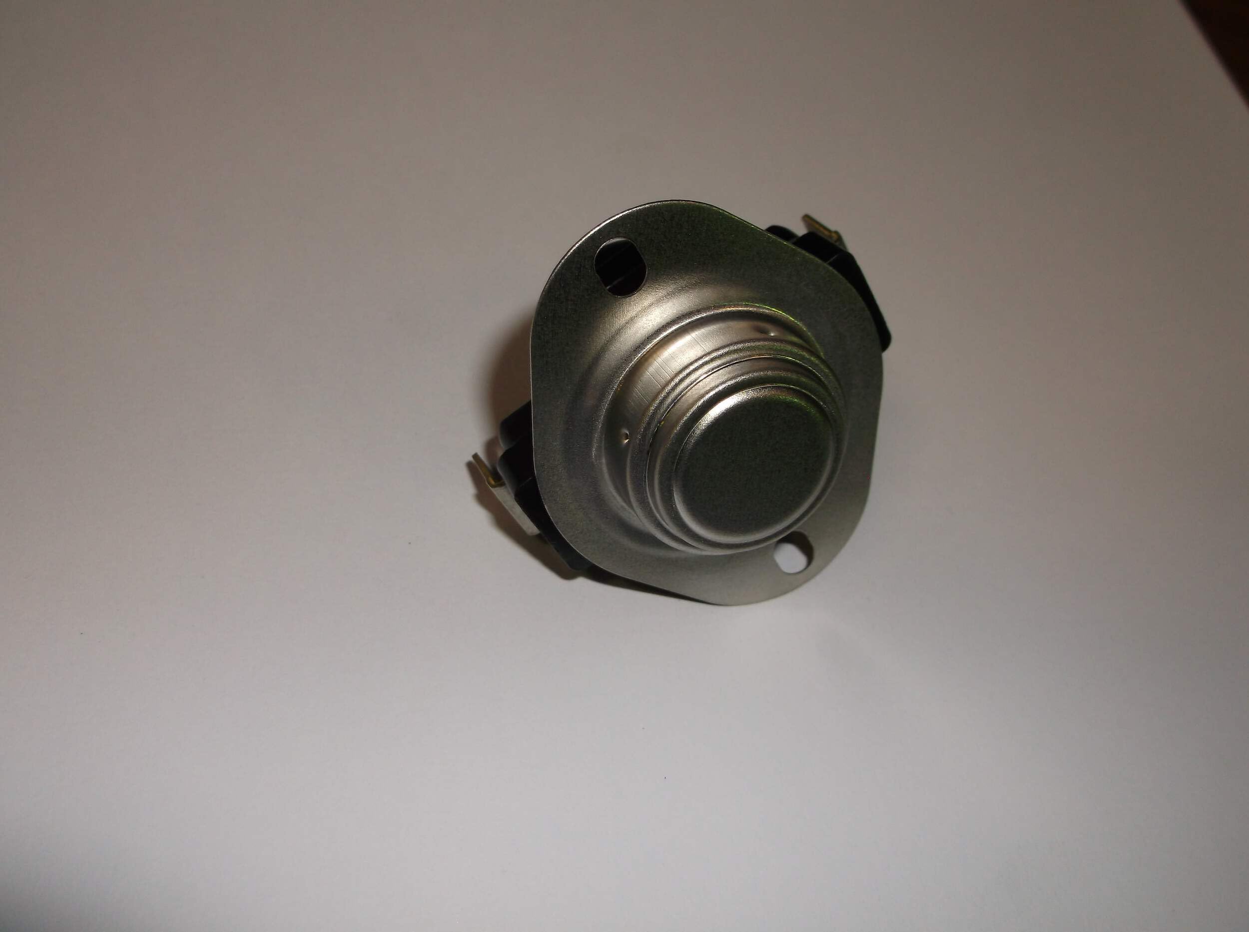 White-Rodgers 3F05-1 ADJUSTABLE SNAP DISC FAN LIMIT CONTROL 90degF. to 130degF. SPST