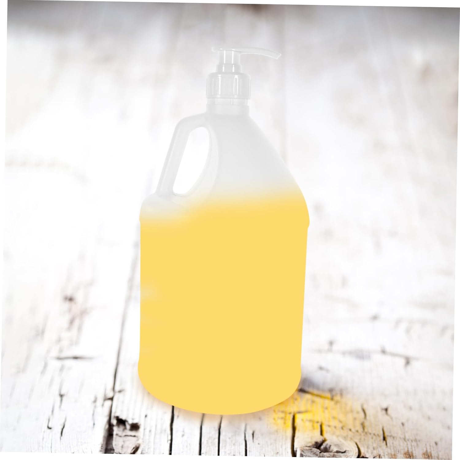 Handheld 1 Gallon Food-Grade Plastic Storage Jug Reusable Liquid Container Leak-Proof Cap for Kitchen and Outdoor Use