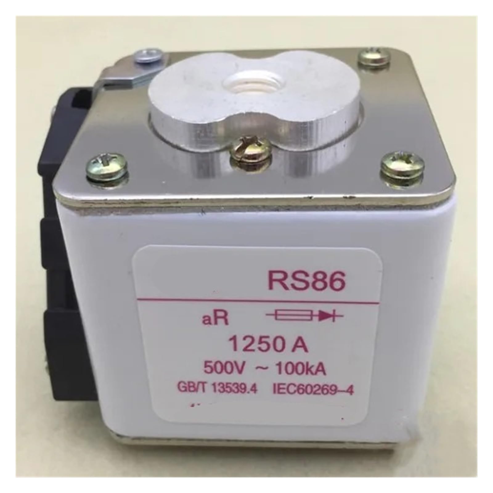 Fusibles RS86 500V 500A 630A 800A 900A 1000A pour éviter les pannes électriques industrielles