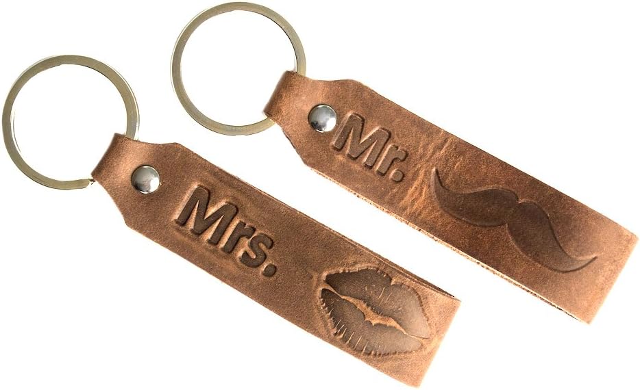 Mr & Mrs Schlüsselanhänger - Geschenke für Paare, Verlobungsgeschenk, Hochzeitsgeschenk, Hochzeitstag, Jahrestag liebe - leder dunkelbraun - Made in Germany