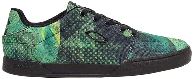 canvas flyer sneaker