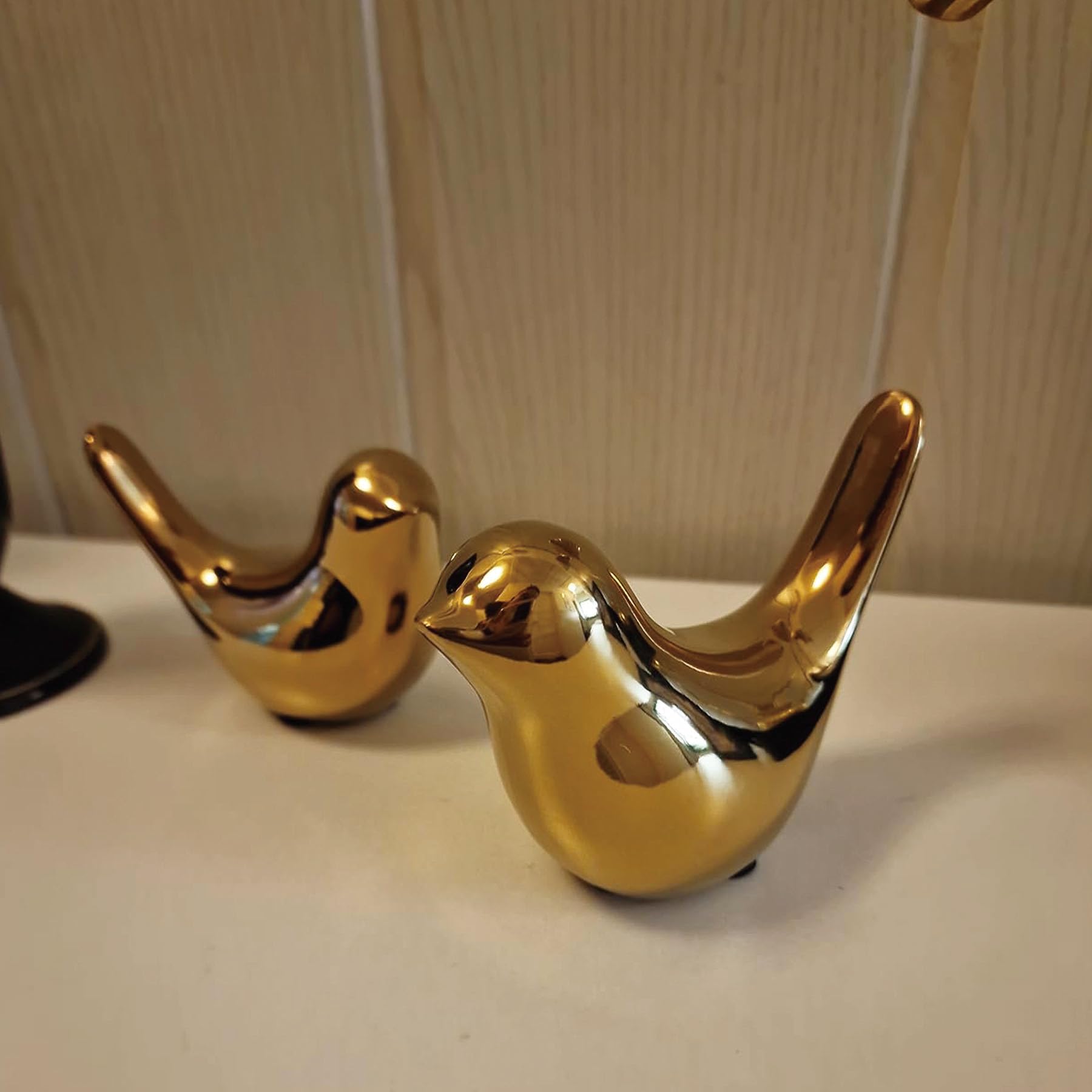 Lot de 2 statues d'oiseaux en céramique, sculptures modernes pour jardin, maison, bureau (Or)