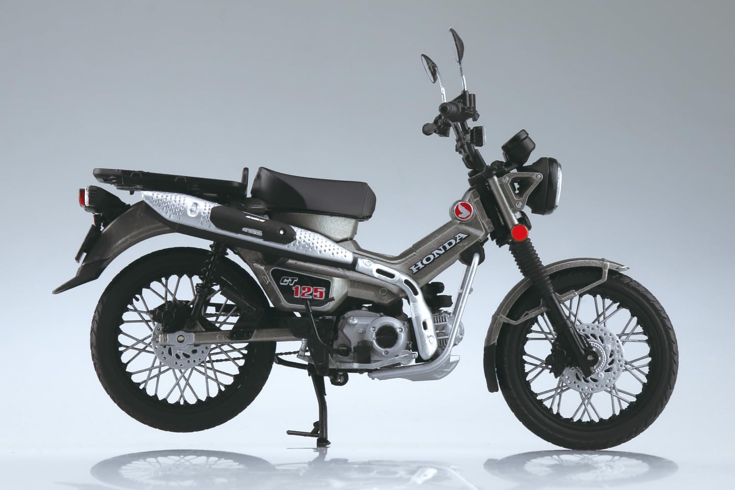 ホンダ ハンターカブ 純正フロントフェンダー マットアーマードシルバー Amazon.co.jp: 青島文化教材社(AOSHIMA) 完成品バイク Honda CT125