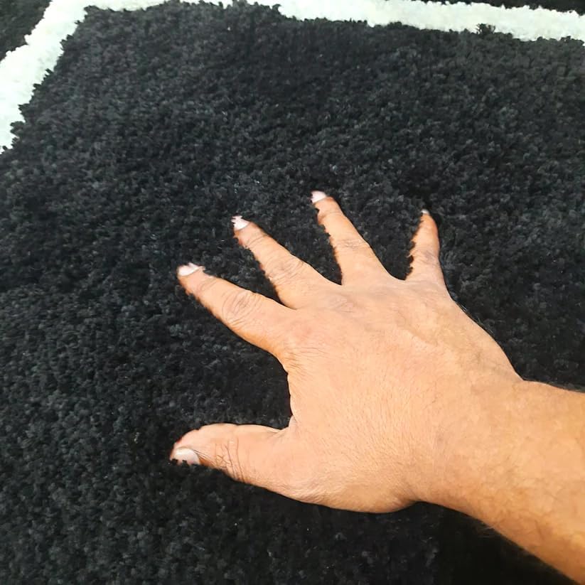Image of AROMICK Modern Polyester Anti Slip Shaggy Fluffy Rug and Carpet for Living Room, Bedroom & Dining Room (4 x 6 Feet, Black Ivory Box)