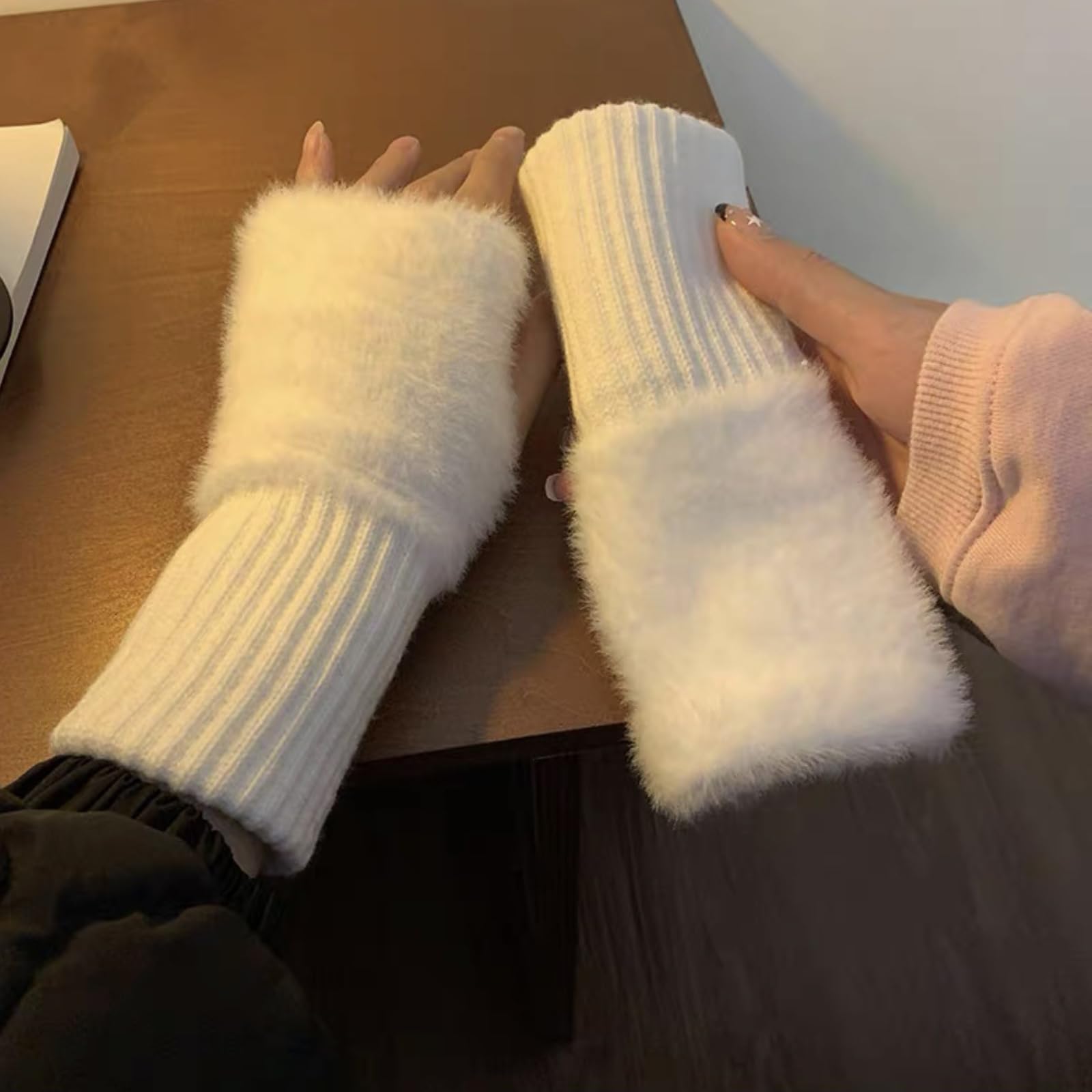 TRADERPLUS Gants sans doigts en fourrure pour femmes, hiver, chauds, avec trou pour le pouce, moufles pour poignets