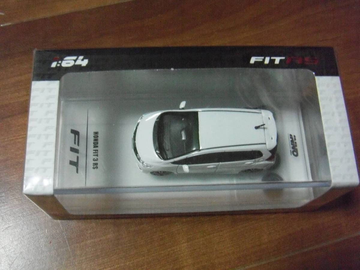 Amazon | イノモデル ホンダ フィット 3 RS ミニカー 1/64 白 ホワイト