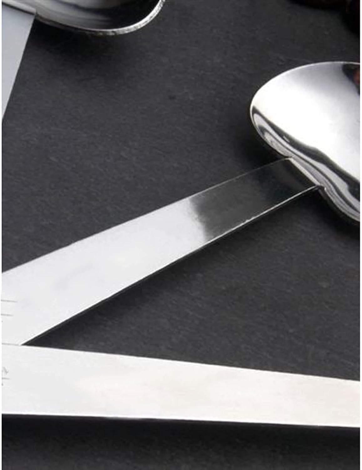 4-Piece Heart Shape Stainless Steel Measuring Spoon Set, Kitchen Scoop for Baking & Cooking with Scales