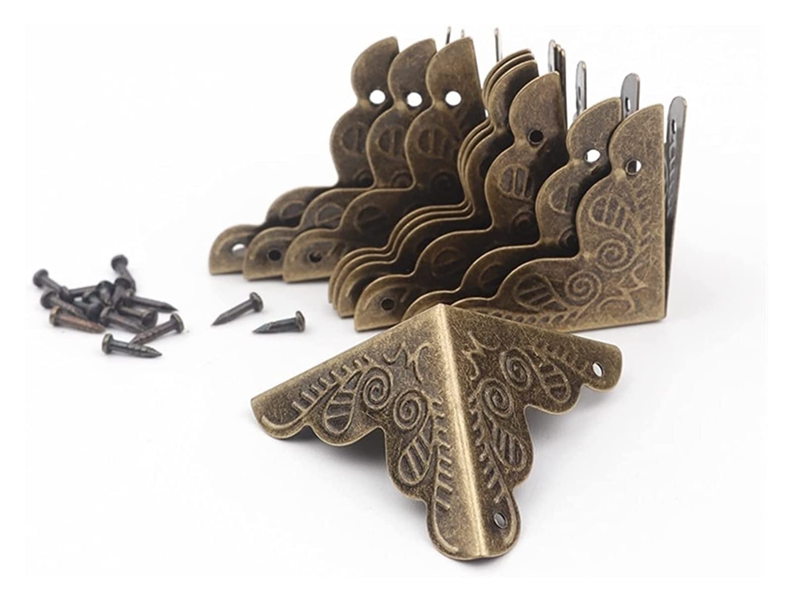 Paraspigoli, Angoli Decorativi for scatole in Bronzo Antico